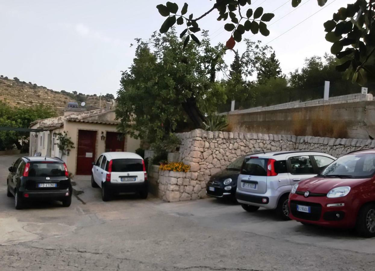 La Suma Sumalia Bed & Breakfast Noto Dış mekan fotoğraf